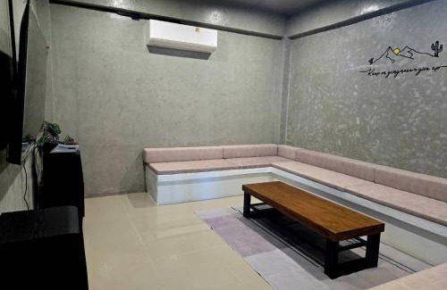 San Klang House | Home Cactus Pool Villa Chiangmai