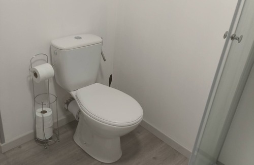 Charmes Apartment | Home Connect A1 Apartment