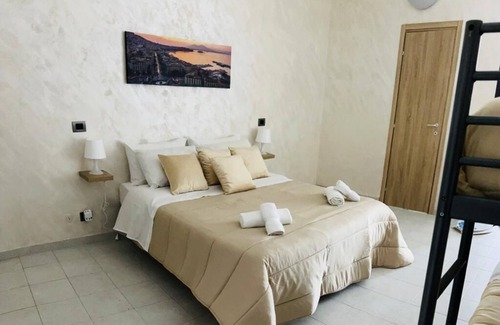 Naples City Centre Apartment | Home Crystal