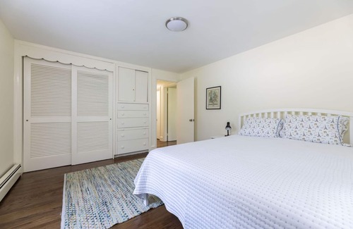 Jamestown House | Home Downtown with Private Yard and Pool