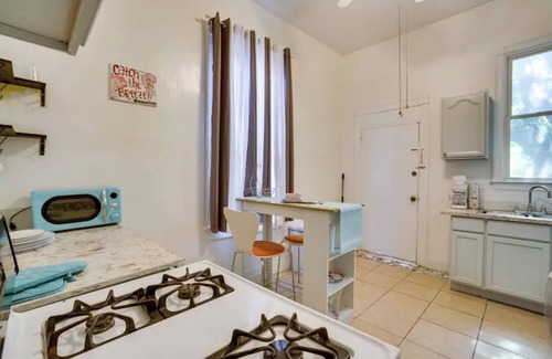 Fairgrounds House | Home in a quiet neighborhood with easy access to the heart & culture of NOLA!