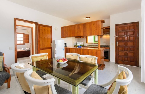 Mozaga House | Home In Central Location with Vegetable Garden, Terrace, Mountain View & Wi-Fi