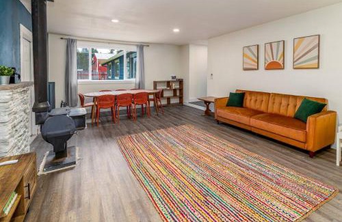 Lochsloy House | Home in Lake Stevens with large fenced yard