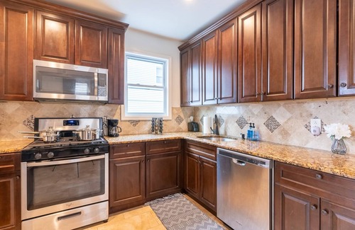 Forest Hill House | Home in Newark - Near Branch Brook Park