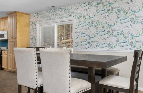 Hot Springs House | Home in resort spa town of Hot Springs, VA w/Mountain View’s, fire-pit.
