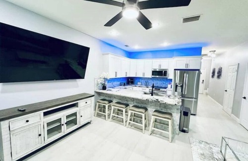 Seffner Community Alliance House | Home in Seffnern