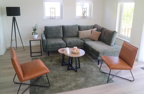 Municipality of Nissewaard House | Home in the South Holland Skies, cleaning included