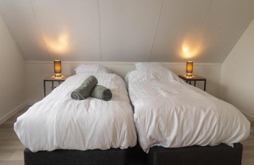 Municipality of Nissewaard House | Home in the South Holland Skies, cleaning included