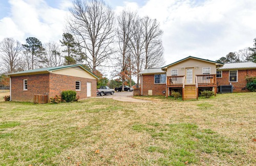 Wise House | Home Near Lake Gaston & Kerr Lake: 2 Private Acres