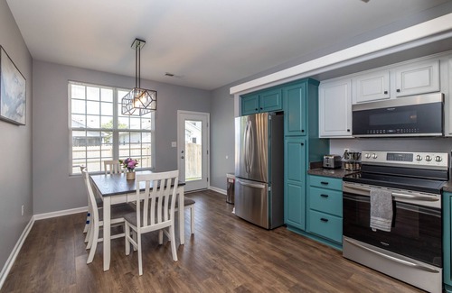 Masterson Station House | ⭐️⭐️⭐️⭐️⭐️ Home next to KHP/Downtown
