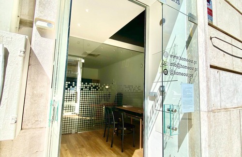 Sao Joao de Deus Apartment | Home Out Loft B - Loft at City Center