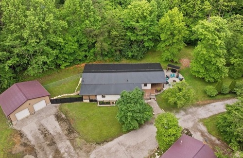 Sloans Valley House | Home/Sleep 14/Lake/2Bath/4Bed/Near Boat Ramp/Pet Friendly