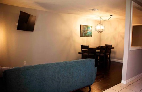 Wetmore House | Home Sweet Home with Pool - 5 Queen beds