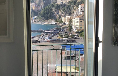 Amalfi House | Home The Voice of the Sea