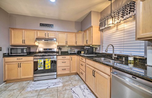 South Oklahoma City House | Home w/Screened Porch ~ 10 Miles to Dtwn OKC!