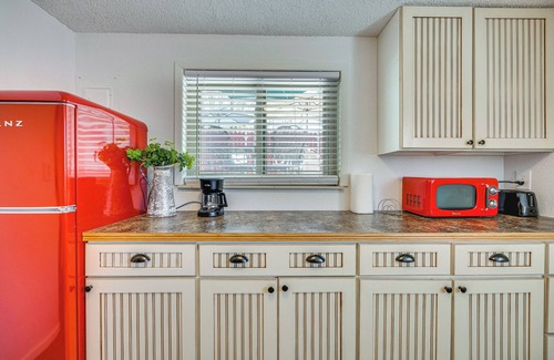 Security-Widefield Apartment | Home w/Shared Yard Near Garden of the Gods
