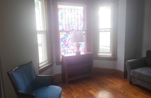 Watertown House | Home with 3 bedroom bath and 1 off-street parking,near the park circle Watertown