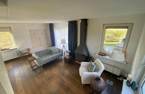 Sint Nicolaasga House | Home with a garden near Langweerder Wielen