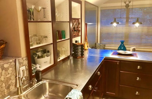 Southwest Bend Villa | Home with Chalet 2-kitchens,Sleeps 15,Near OldMill