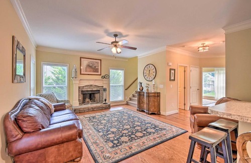 Dahlonega House | Home with Deck about 7 Mi to Downtown Dahlonega!