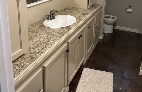 Orange Beach House | Home with Privacy and Starlink Internet, near Raytheon and Tyson.