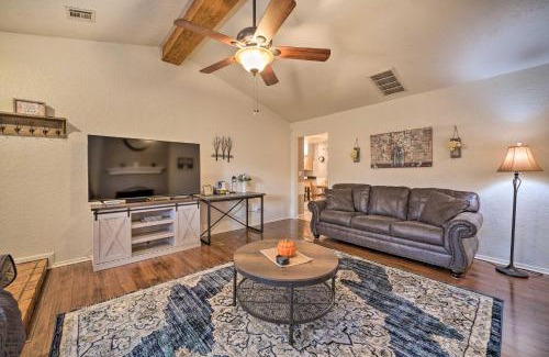 South Oklahoma City House | Home with Screened Porch about 10 Miles to Dtwn OKC!