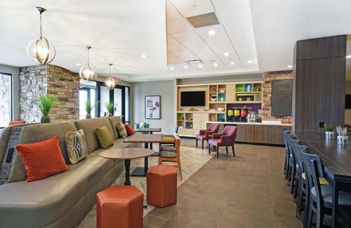 Beloit Hotel | Home2 Suites By Hilton Beloit