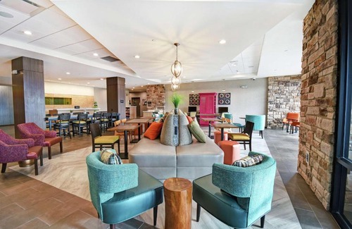 Beloit Hotel | Home2 Suites By Hilton Beloit