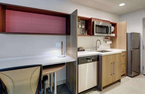 Sanford Hotel | Home2 Suites By Hilton Sanford
