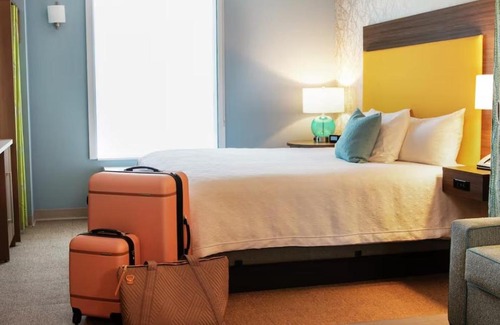 Mount Pleasant Hotel | Home2 Suites By Hilton Racine