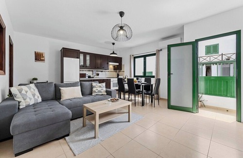 La Santa Apartment | Home2Book Charming Apartment Tinajo, Wifi