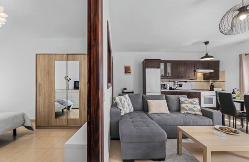 La Santa Apartment | Home2Book Charming Apartment Tinajo, Wifi