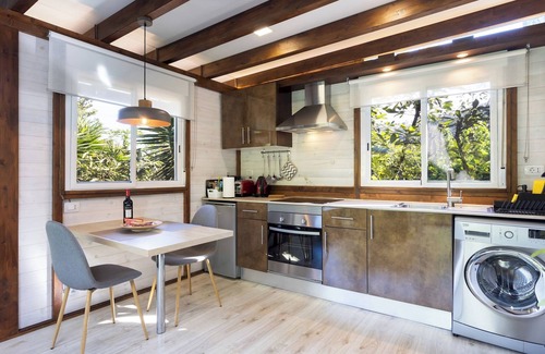 Las Cuevas Apartment | Home2Book Modern Cottage Strelitzia, Peace Retreat