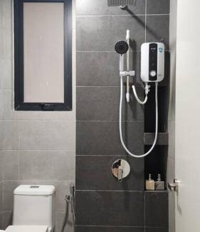 George Town Apartment | HomeCinema with Seaview, 8pax, Urban Suites by PG Home