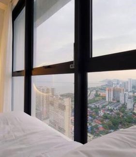 George Town Apartment | HomeCinema with Seaview, 8pax, Urban Suites by PG Home