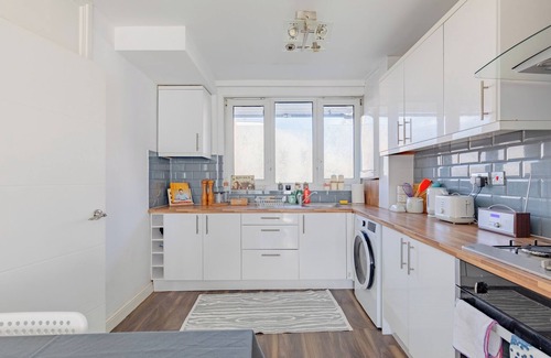 Chaucer Apartment | Homely 4BD House near Tower Bridge and The Shard