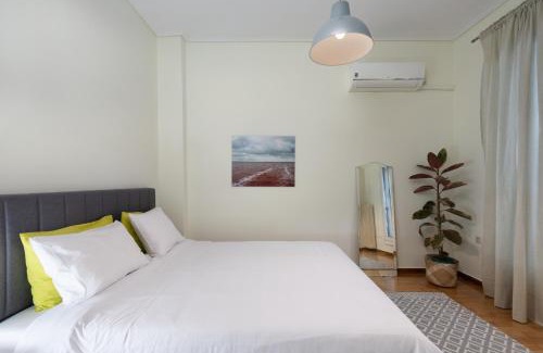 Neapoli Apartment | Homely Apt in Neapoli, Exarcheia