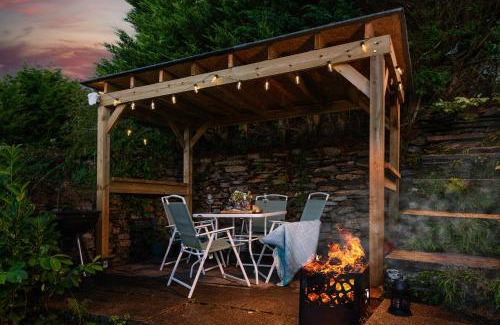 Manod House | Homely cottage with garden and mountain-view