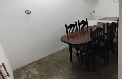 Chennai Bed & Breakfast | Homely friendly lovely place to Stay in Chennai.