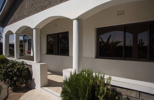 Nakuru House | Homely space beautiful