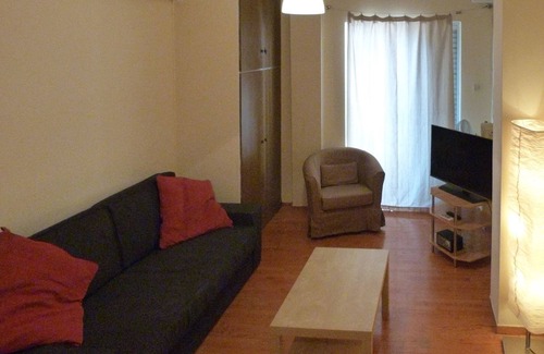 Chalcis Apartment | Homely & Spacious studio close to the Seafront