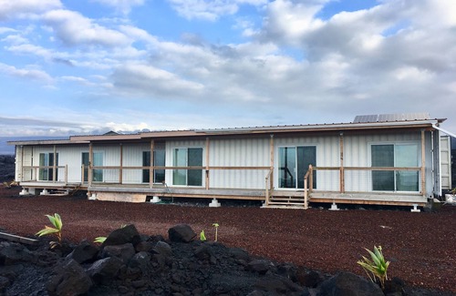 Kalapana House | HomeOnTheLava~ Ocean & Volcano Views ~Sleeps 8 ~ Momma’s Oasis