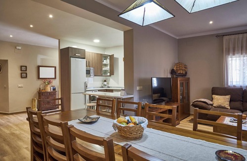 San Bartolome de Pinares House | Homerez - House in San Bartolomé de Pinares