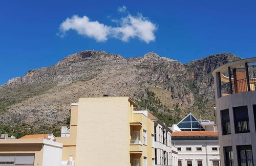 Tavernes de la Valldigna Apartment | Homerez - Spacious Apartment in Tavernes - 100 m²