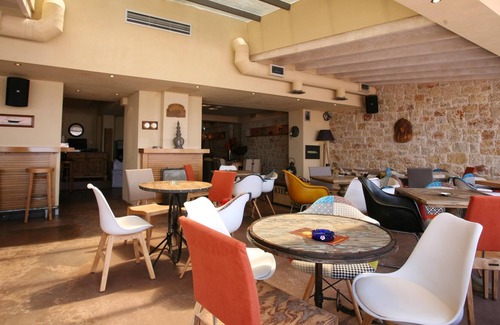 Akrogialion Apartment | Homerez - 10 m away from the beach! Nice appartement for 5 ppl. at Akrogiali