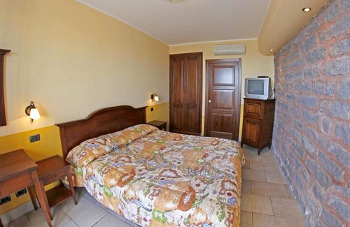 Capo Mulini House | Homerez - 10 m away from the beach! House for 8 ppl. with sea view at Acireale