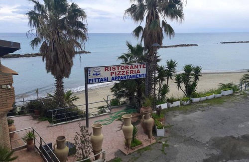 Torre Melissa Apartment | Homerez - 10 m away from the beach! Amazing studio for 3 ppl. at Torre Melissa