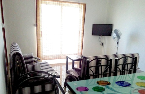 Flic-en-Flac Apartment | Homerez - 200 m away from the beach! Appartement for 6 ppl. with shared pool