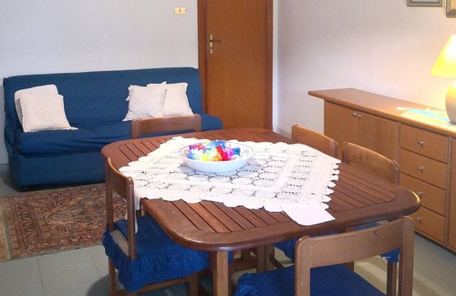 Furnari House | Homerez - 300 m away from the beach! Beautiful house for 7 ppl. with shared pool