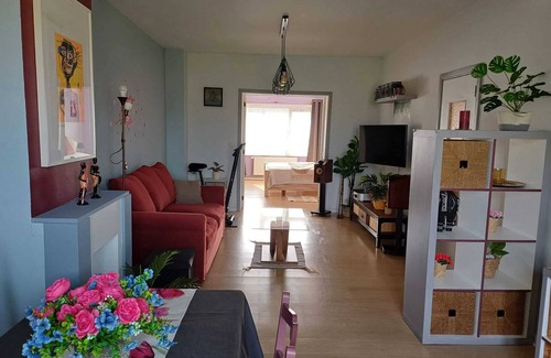 Sint-Agatha-Berchem Apartment | Homerez - Apartment in Berchem-Sainte-Agathe